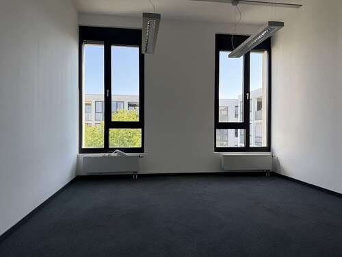 Foto - Büro in Frankfurt am Main 424,50 € 28.3 m²