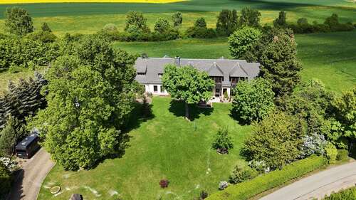 Foto - Haus zum Kaufen in Zwickau 260.000,00 € 144.49 m²