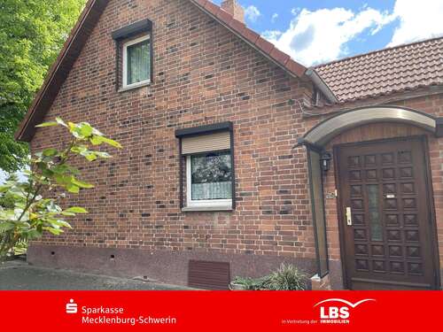 Foto - Haus zum Kaufen in Parchim 120.000,00 € 74 m²