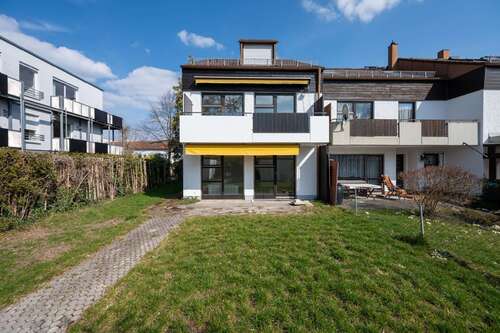 Foto - Haus zum Kaufen in München 975.000,00 € 149.85 m²