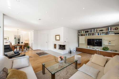 Foto - Haus zum Kaufen in Vaterstetten 1.770.000,00 € 264.8 m²