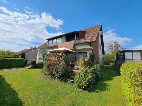 Foto - Haus zum Kaufen in Waake 330.000,00 € 231.01 m²