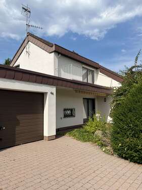 Foto - Haus zum Kaufen in 34225 Baunatal-Großenritte 456.000,00 € 138 m²