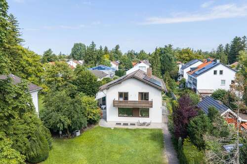 Foto - Haus zum Kaufen in Gröbenzell 1.590.000,00 € 313.68 m²