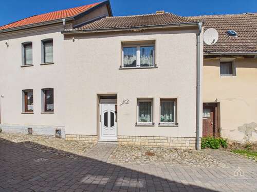 Foto - Haus zum Kaufen in Kroppenstedt 29.500,00 € 74.16 m²