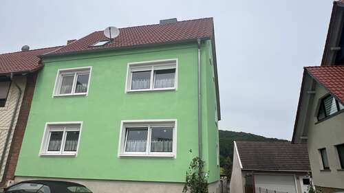 Foto - Haus zum Kaufen in Buhla 156.000,00 € 170 m²