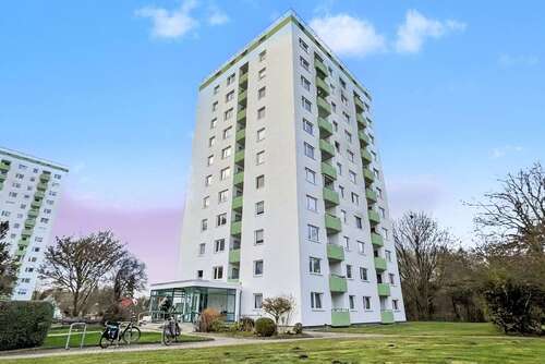 Foto - Wohnung zum Kaufen in Lübeck 107.000,00 € 49.19 m²