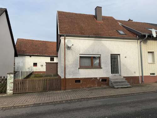 Foto - Haus zum Kaufen in Schönenberg-Kübelberg 138.500,00 € 100 m²