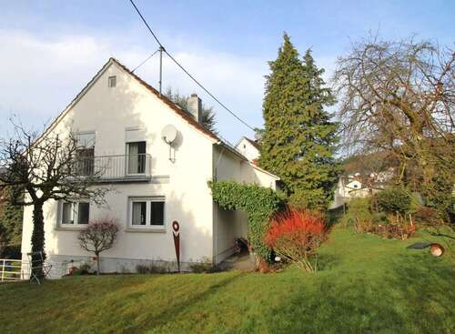 Foto - Haus zum Mieten in Eppstein-Ehlhalten 1.350,00 € 100 m²