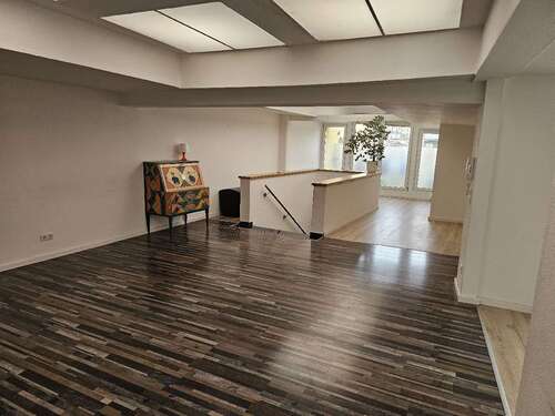 Foto - Haus zum Kaufen in Krefeld 479.000,00 € 275 m²