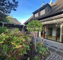 Haus zum Kaufen in Mönchengladbach-Wickrath-Wickrath 368.000,00 € 124 m²