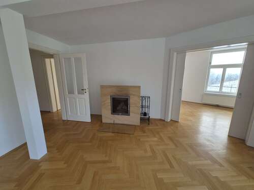 Foto - Wohnung zum Mieten in Radebeul 1.950,00 € 170 m²