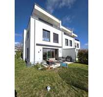 Haus zum Mieten in Hessen - Oberursel (Taunus) 3.700,00 € 185 m²