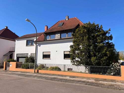 Foto - Haus zum Kaufen in Ludwigshafen-Oggersheim 640.000,00 € 152.87 m²
