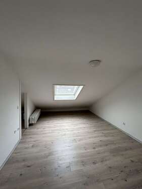 Foto - Wohnung zum Mieten in Bodenheim 330,00 € 40 m²