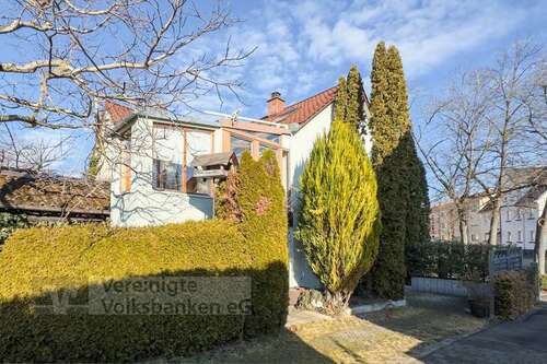 Foto - Haus zum Kaufen in Pfullingen 325.000,00 € 170.15 m²