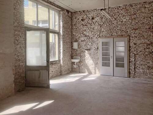 Foto - Halle in Erfurt 900,00 € 131 m²