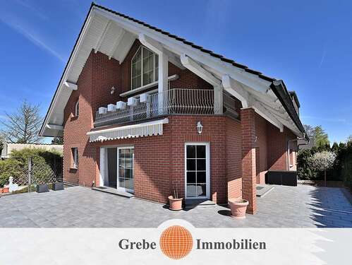 Foto - Haus zum Kaufen in FürstenwaldeSpree 695.000,00 € 290 m²