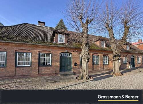 Foto - Haus zum Kaufen in Ahrensburg 750.000,00 € 395 m²