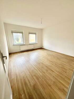 Foto - Wohnung zum Mieten in Bitterfeld 349,49 € 48.54 m²
