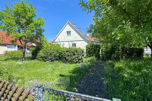 Foto - Haus zum Kaufen in Reutlingen Betzingen 399.000,00 € 104 m²