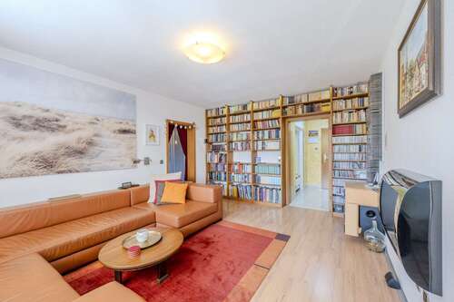 Foto - Wohnung zum Kaufen in Esslingen am Neckar Pliensauvorstadt 349.000,00 € 95 m²