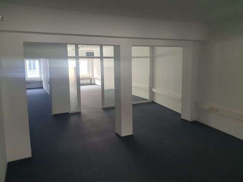Foto - Büro in Siegen 700,00 € 130 m² - 700,00&nbsp;EUR Kaltmiete, ca.&nbsp; 130,00&nbsp;m&sup2;