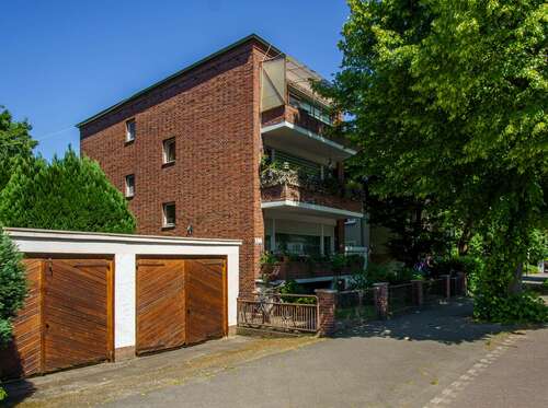 Foto - Haus zum Kaufen in Düsseldorf 895.000,00 € 270 m²