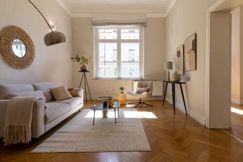 Foto - Haus zum Kaufen in Krefeld 849.000,00 € 392 m²
