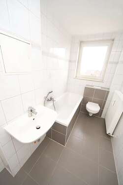 Foto - Wohnung zum Mieten in Lutherstadt Eisleben 330,00 € 60.4 m²