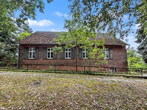 Foto - Haus zum Kaufen in Schenkendöbern 349.900,00 € 112.5 m²