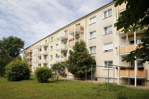 Foto - Wohnung zum Mieten in Weißenfels 346,49 € 59.74 m²