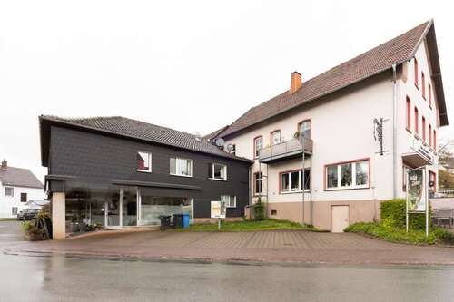Foto - Haus zum Kaufen in Bad Driburg Neuenheerse 789.000,00 € 430 m²