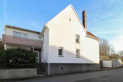 Foto - Haus zum Kaufen in Borchen 149.000,00 € 190.1 m²