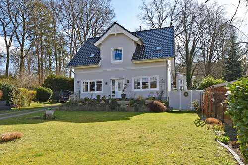 Foto - Haus zum Kaufen in Aumühle 795.000,00 € 188 m²