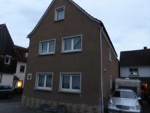 Foto - Haus zum Kaufen in Buseck 340.000,00 € 200 m²