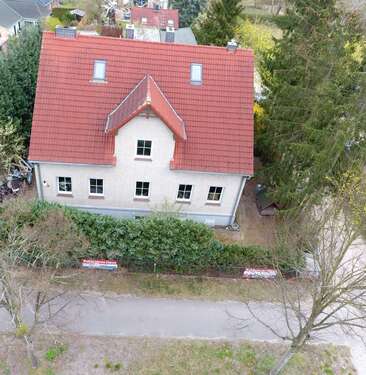 Foto - Haus zum Kaufen in Hohen Neuendorf 659.000,00 € 280 m²