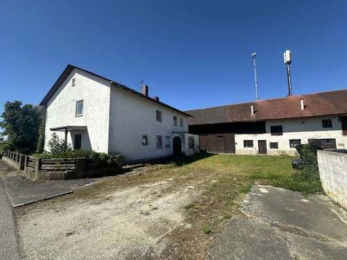 Foto - Haus zum Kaufen in Pocking 140.000,00 € 200 m²
