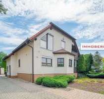 Haus zum Kaufen in Falkensee 1.090.000,00 € 376 m²