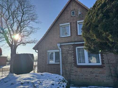 Foto - Haus zum Kaufen in Balow 159.000,00 € 238 m²