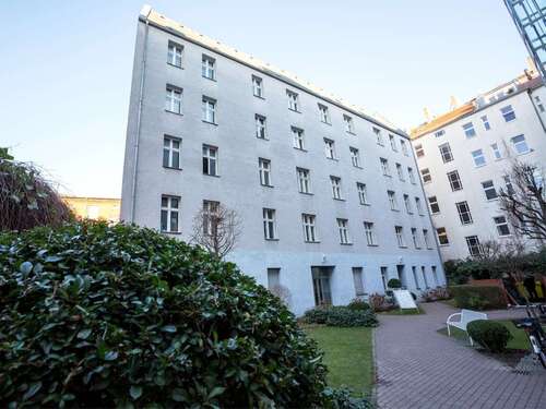 Foto - Büro in Berlin 895,00 € 50 m² - 895,00&nbsp;EUR Kaltmiete, ca.&nbsp; 50,00&nbsp;m&sup2;