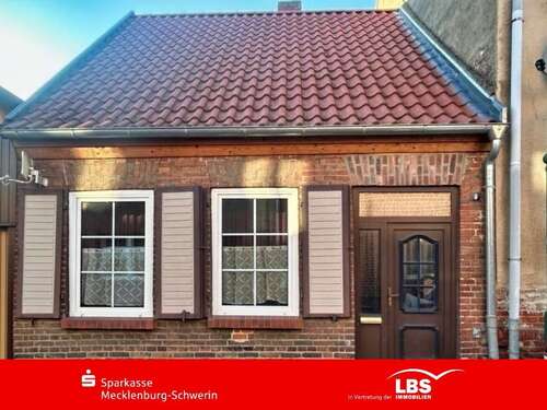 Foto - Haus zum Kaufen in Wittenburg 55.000,00 € 56 m²