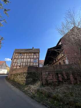 Foto - Haus zum Kaufen in Stadtallendorf 72.000,00 € 120 m²