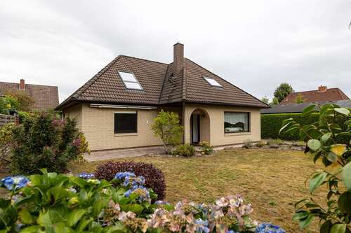 Foto - Haus zum Kaufen in Ganderkesee 398.000,00 € 155 m²