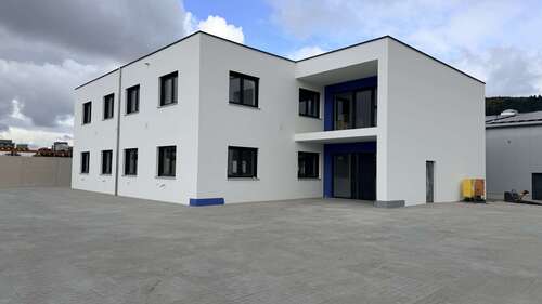 Foto - Büro in Mühlhausen 2.240,00 € 280 m²