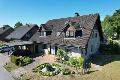 Foto - Haus zum Kaufen in Delbrück 465.000,00 € 255 m²