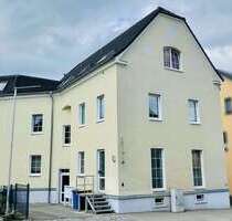 Haus zum Kaufen in Zwickau 240.000,00 € 289 m²