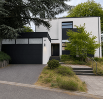 Haus zum Kaufen in Bergerhausen 960.000,00 € 300 m²