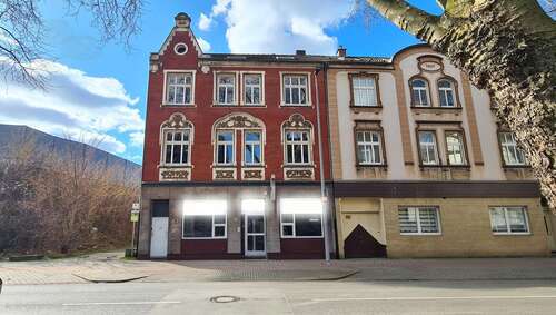 Foto - Haus zum Kaufen in Duisburg 390.000,00 € 385 m²