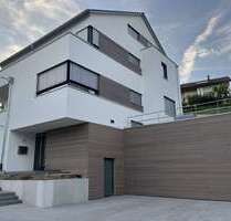 Haus zum Kaufen in Neckartailfingen 1.950.000,00 € 341.28 m²